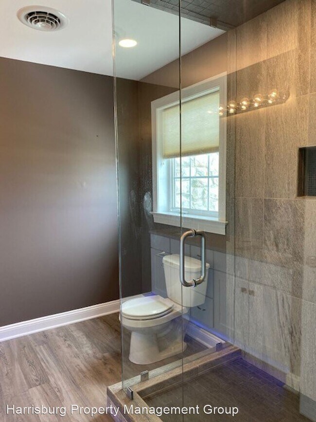 Building Photo - 3 br, 2.5 bath House - 782 Winding Ln