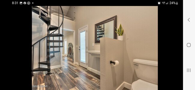 Mudroom with 1/2 bath and loft - 501 Silver Beach Ave