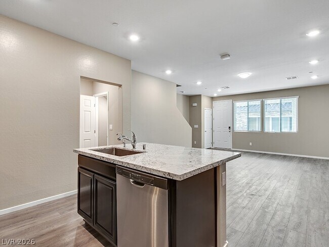 Building Photo - 6238 Mavora Lake St