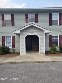 Building Photo - 800 Hammock Ln