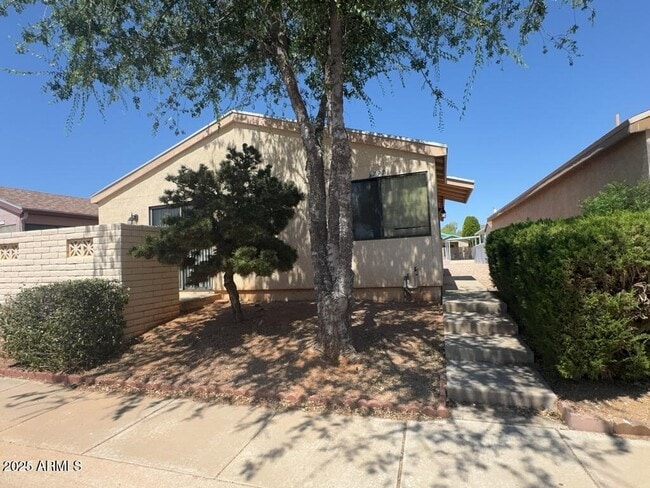 Primary Photo - 797 S Sunset Vista Dr