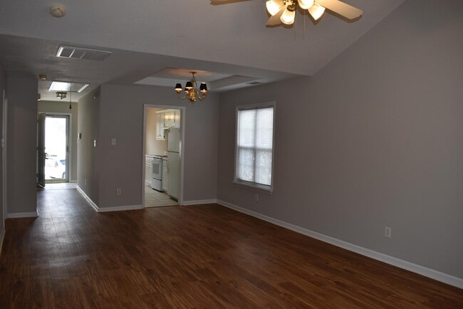 Building Photo - 354 Crawford Mill Ln