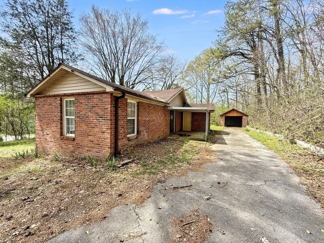 Building Photo - 5026 Bud Holmes Rd