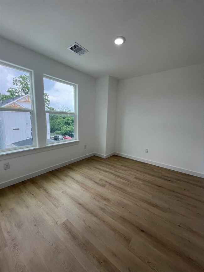 Building Photo - 8603 Wileyvale Rd