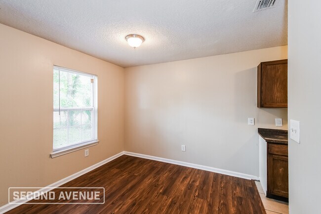 Building Photo - 8825 6th Ave