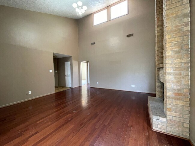 Building Photo - 4502 Whitmire Ln
