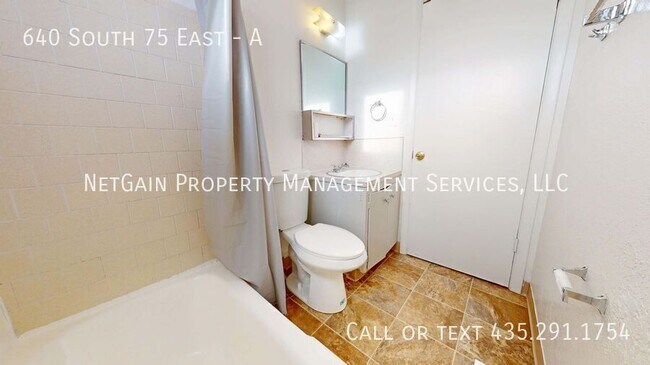 Building Photo - 640 S 75 E