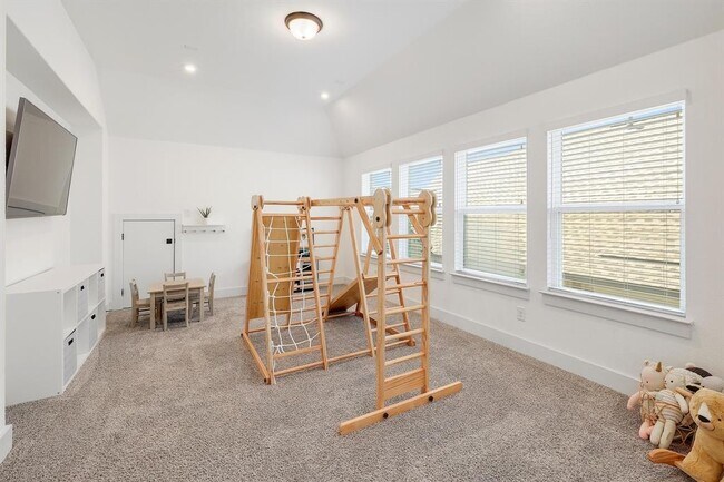 Building Photo - 1113 Wolf Hollow Dr