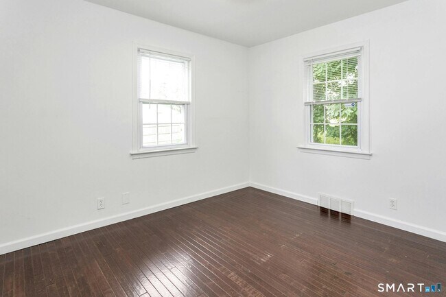 Building Photo - 124 Minturn Pl