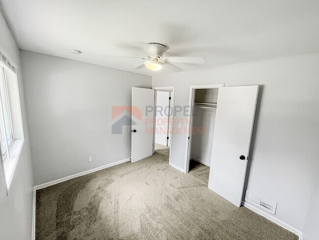 Building Photo - 14387 Leonard Ave