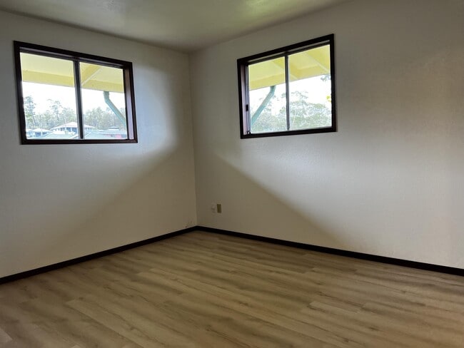 Building Photo - 25-209-209 Hana St