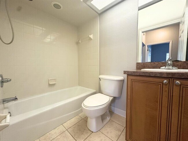 Building Photo - 1704 Eagle Pond Dr