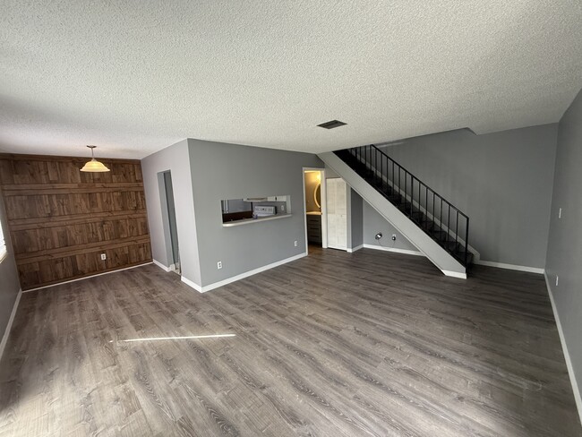 Building Photo - 3357 Yukon Cir