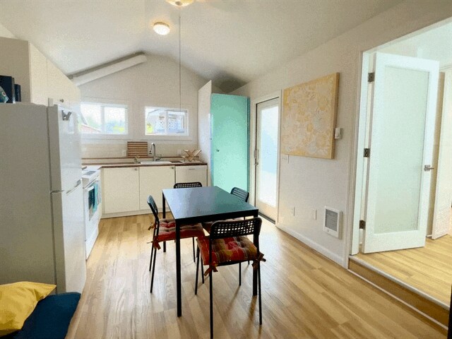 Building Photo - 3405 NE 80th Ave