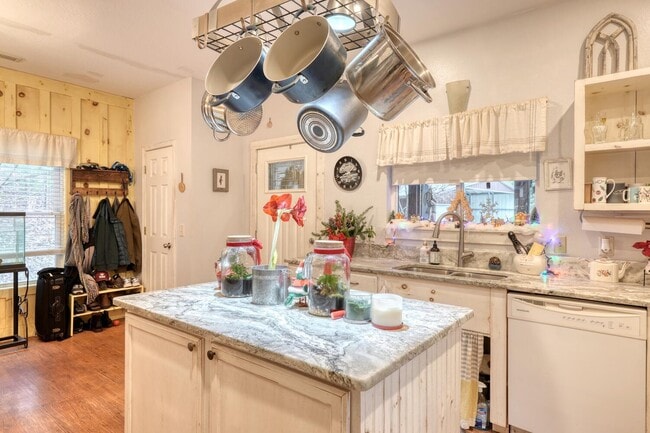 Building Photo - 88 Steelaway Ln