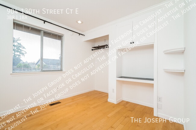 Building Photo - 904 130th St Ct E