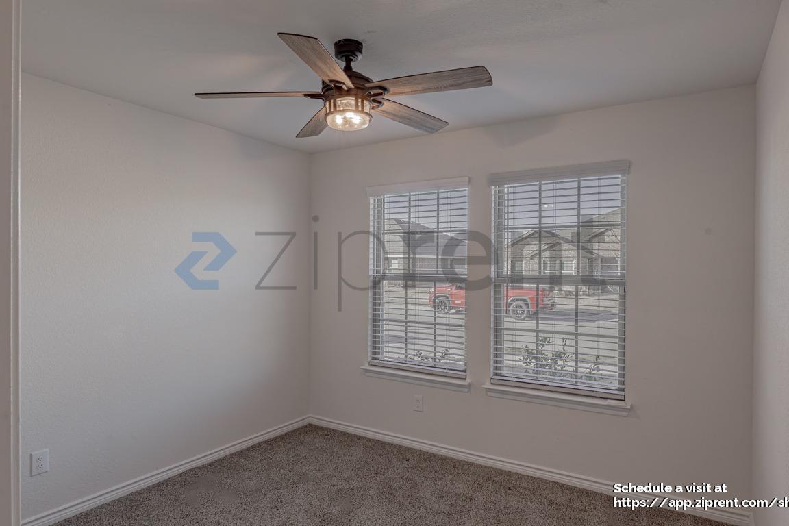 Building Photo - 547 Delaware RD