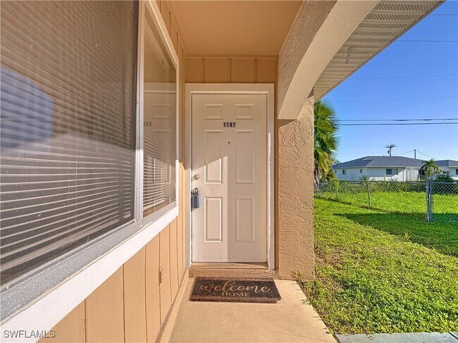 Building Photo - 1107 Cape Coral Pkwy W