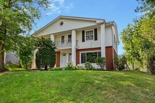 Building Photo - 1428 Josephine St