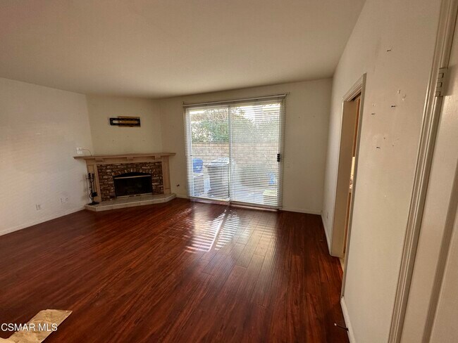 Building Photo - 1628 Glider Ct