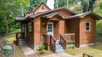 Building Photo - Chic 2 Bedroom Cabin in Vilas