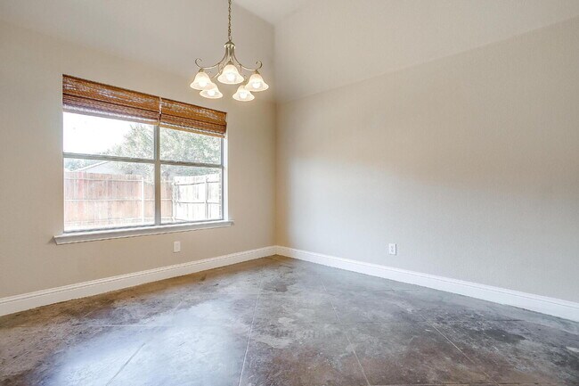Building Photo - 3 bedroom, 2 bath Home in Coveted Aledo ISD!