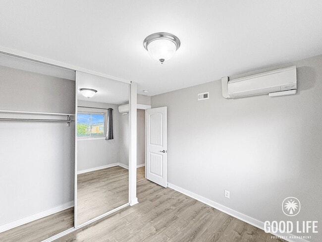 Building Photo - Modern 4-Bedroom Home with Spacious Yard in Prime Clairemont Location