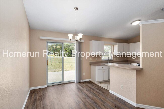 Building Photo - 2 Hemlock Radial Ct