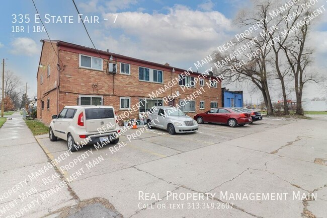 Building Photo - Downtown Detroit Living: Modern 1-Bedroom ...