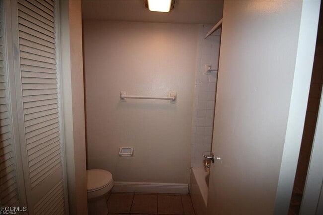 Building Photo - 1715 Park Meadows Dr