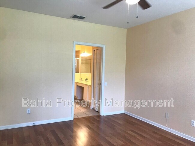 Building Photo - 2525 San Tecla St