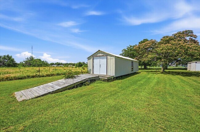 Building Photo - 31092 US-82