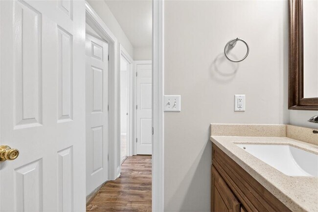 Building Photo - 5630 Saltcreek PIace NE