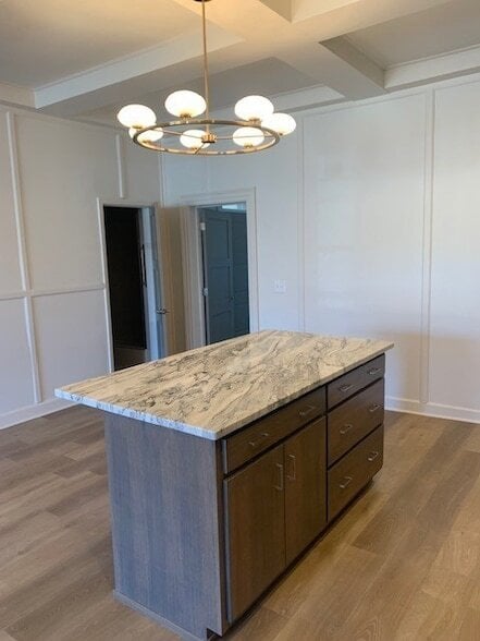 Building Photo - 326 W Main St