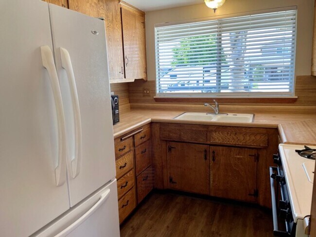 Building Photo - Renovated 3 Bedroom, 2 Bathroom Orcutt Area Home with Large Fenced Yard