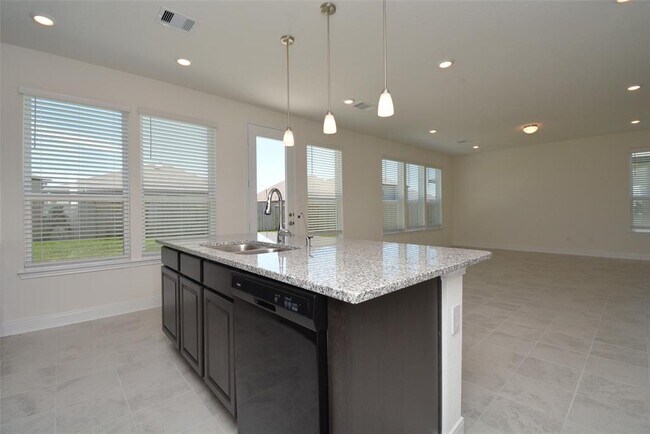 Building Photo - 20711 Westfield Grove Pl
