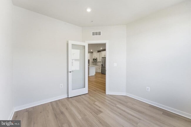 Building Photo - 2136 Glacier Rd