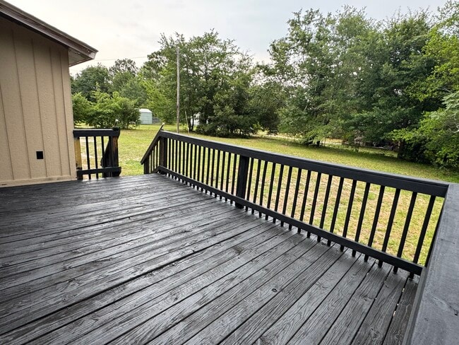 Building Photo - 110 Whispering Pines Terrace