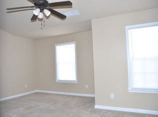 Building Photo - 4 Bedrooms, 3 Full Bathrooms and 1 Half Bath