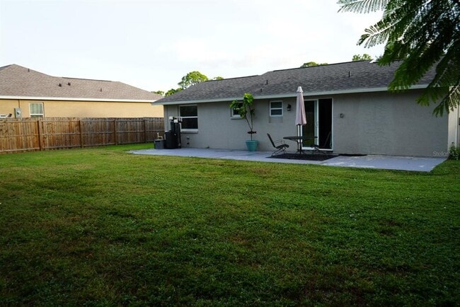 Building Photo - 972 Ponderosa Rd