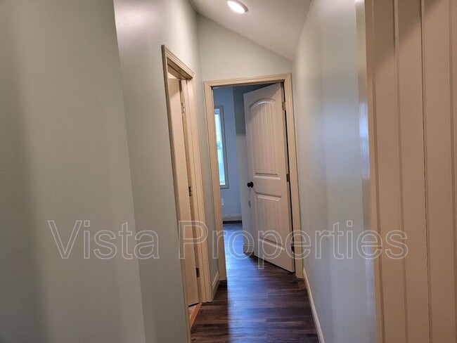 Building Photo - 4208 Lees Ln