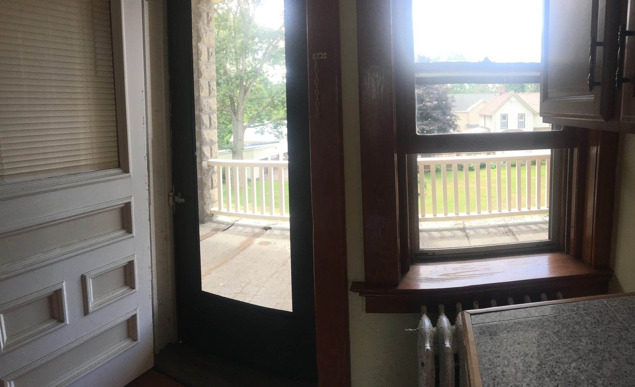 Kitchen door looking out to the balcony - 216 South St