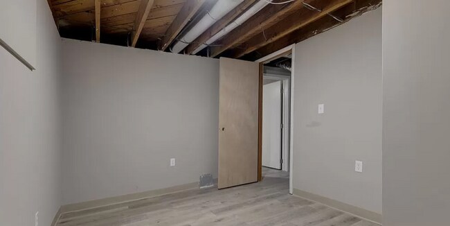 Building Photo - 1724 S Yale St