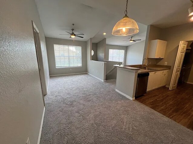 Building Photo - 821 Grand Regency Pointe