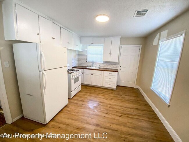 Building Photo - 4208 Cline Rd
