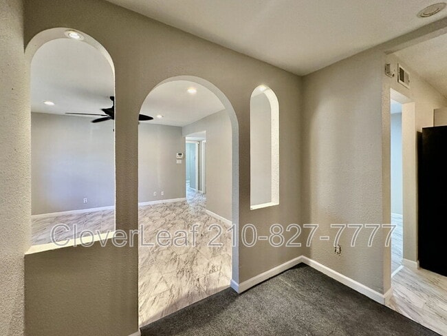 Building Photo - 214 Basswood Dr