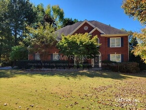 Building Photo - Gorgeous 5 Bedroom House in Peachtree Corners!
