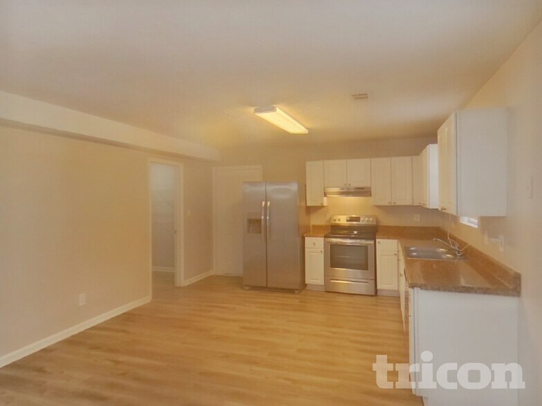 Building Photo - 7538 Fielder Rd
