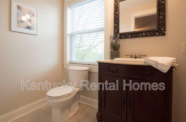 Building Photo - 6722 Athens Boonesboro Rd