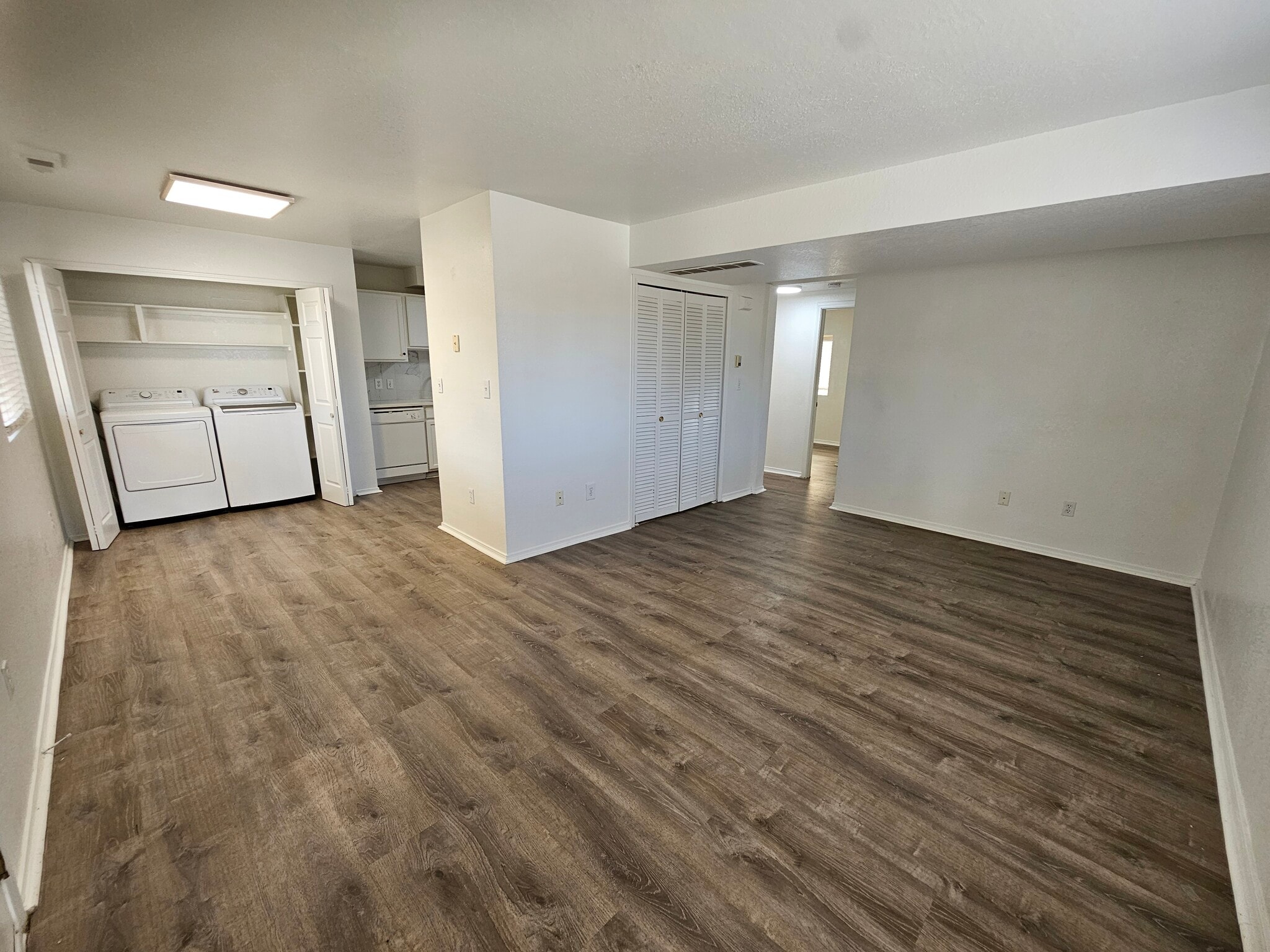 Building Photo - 525 N 20th St